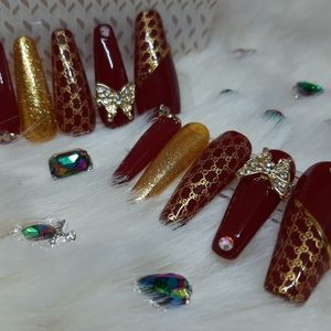 Press on Nails MEDIUM